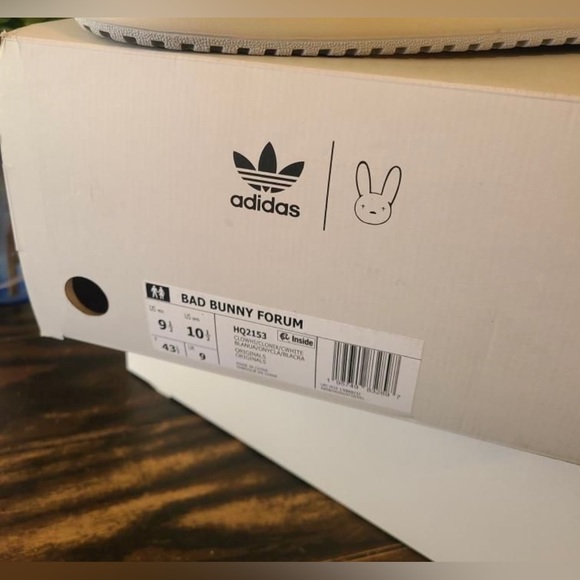 New Bad Bunny Adidas sneakers - Picture 4 of 4